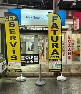 Cep Telefoncu Olta Bayrak3